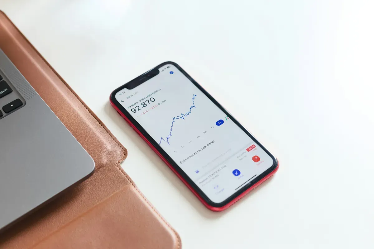 6 Alasan Kenapa Harus Mulai Investasi dari Sekarang (Sumber: Unsplash/Teddy GR)