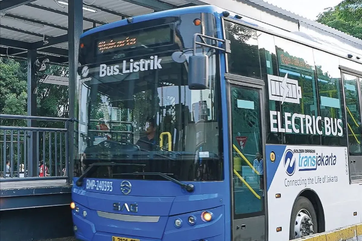 Layanan Transjakarta beroperasi penuh mulai hari ini, tarif Rp1 berakhir. (Sumber: Instagram)