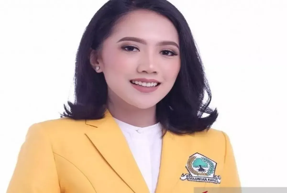 Profil Puteri Anetta Komarudin
