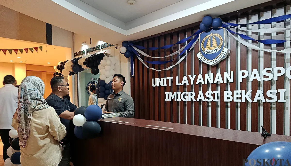 Kantor Imigrasi Kelas I Non TPI Kota Bekasi resmi membuka ULP baru di Mal Plaza Cibubur, Selasa 9 September 2025. (Sumber: POSKOTA | Foto: Nurpini Aulia Rapika)