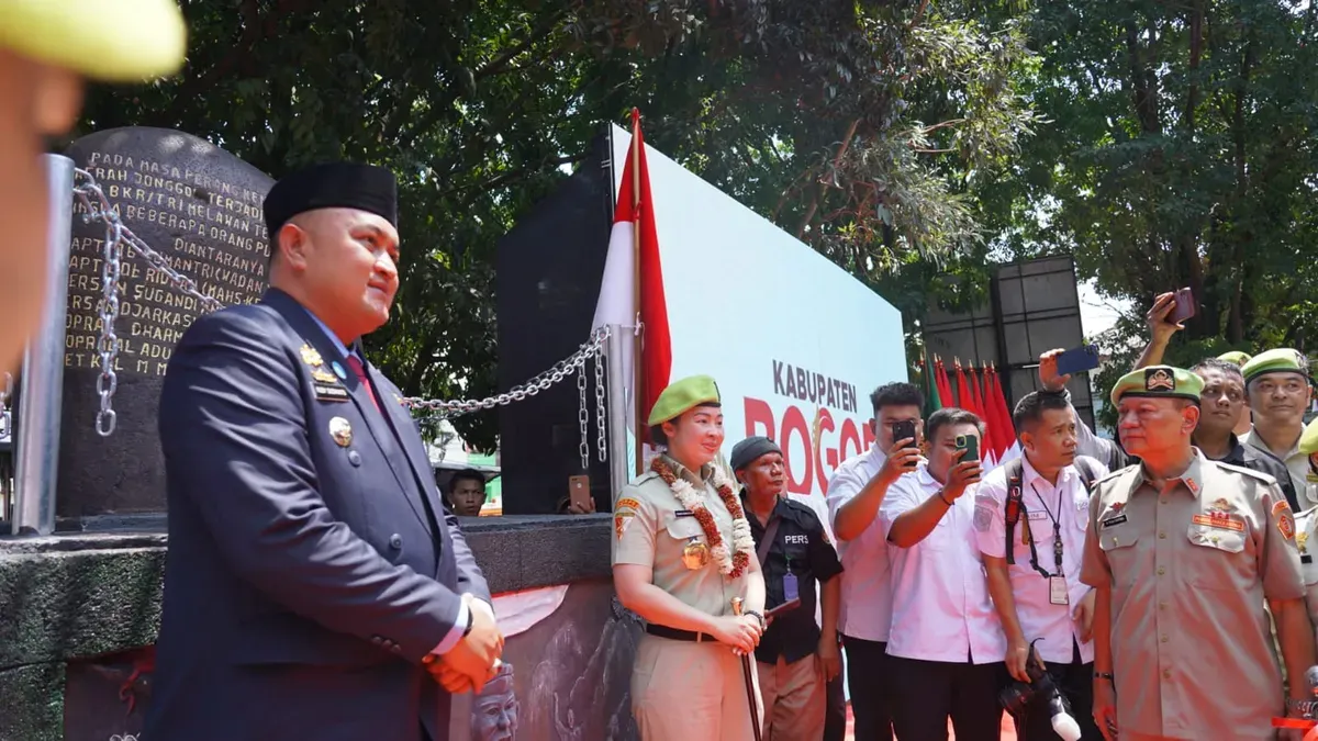 Bupati Bogor Rudy Susmanto meresmikan Tugu Juang Jonggol. (Sumber: Pemkab Bogor)