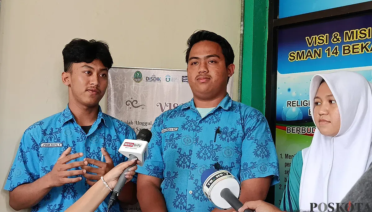 Pengurus OSIS SMAN 14 Kota Bekasi. (Sumber: POSKOTA | Foto: Nurpini Aulia Rapika)
