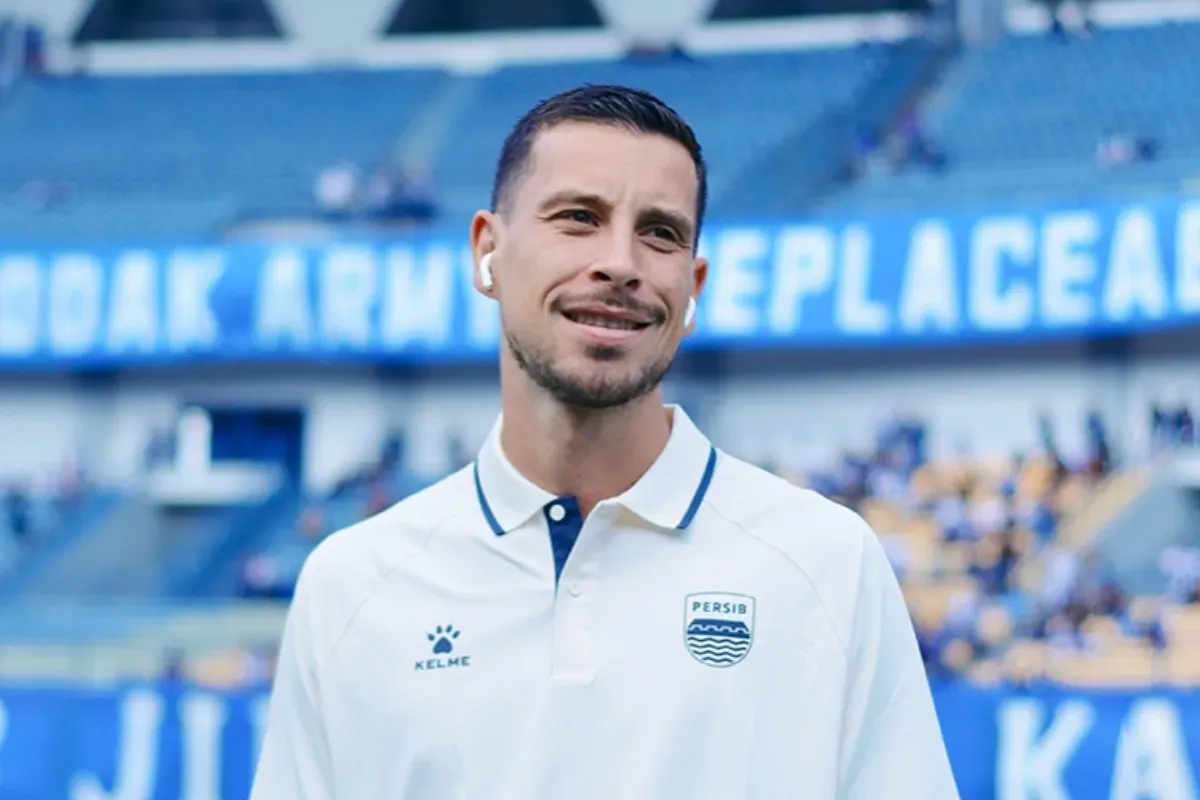 Potret pemain Persib Bandung, Thom Haye. (Sumber: Instagram/Persib)