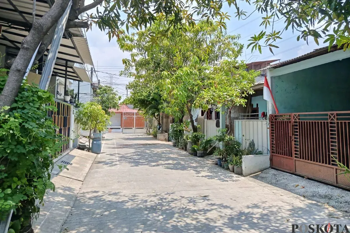 Lokasi curanmor milik warga di Jalan Kiyai Slamet 1, Kelurahan Teluk Pucung, Kecamatan Bekasi Utara, Kota Bekasi, Selasa, 16 September 2025. (Sumber: Poskota/Nurpini Aulia Rapika)