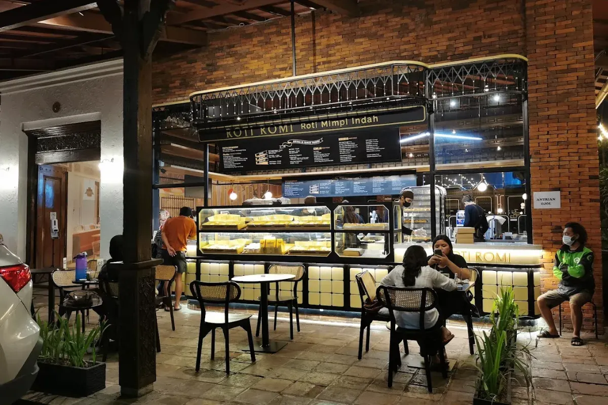 Ilustrasi cafe yang buka 24 jam di Jakarta Selatan. (Sumber: Google Review)