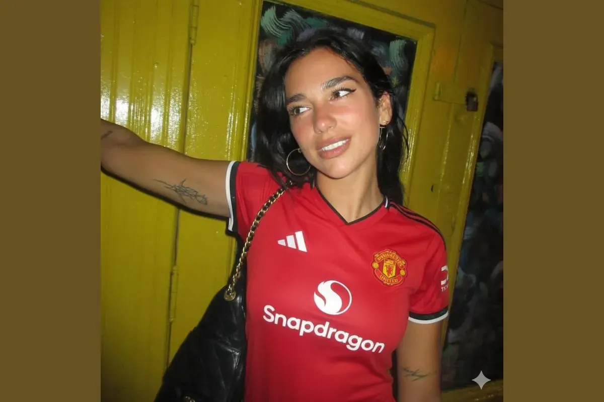 Tren terbaru begini cara bikin Dua Lipa berjersey pakai AI (Sumber: Gemini AI)