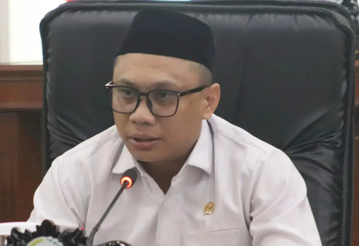 Anggota DPRD Provinsi Gorontalo dari Fraksi PDIP, Wahyudin Moridu yang tengah viral. (Sumber: Instagram/@wahyumoridu)