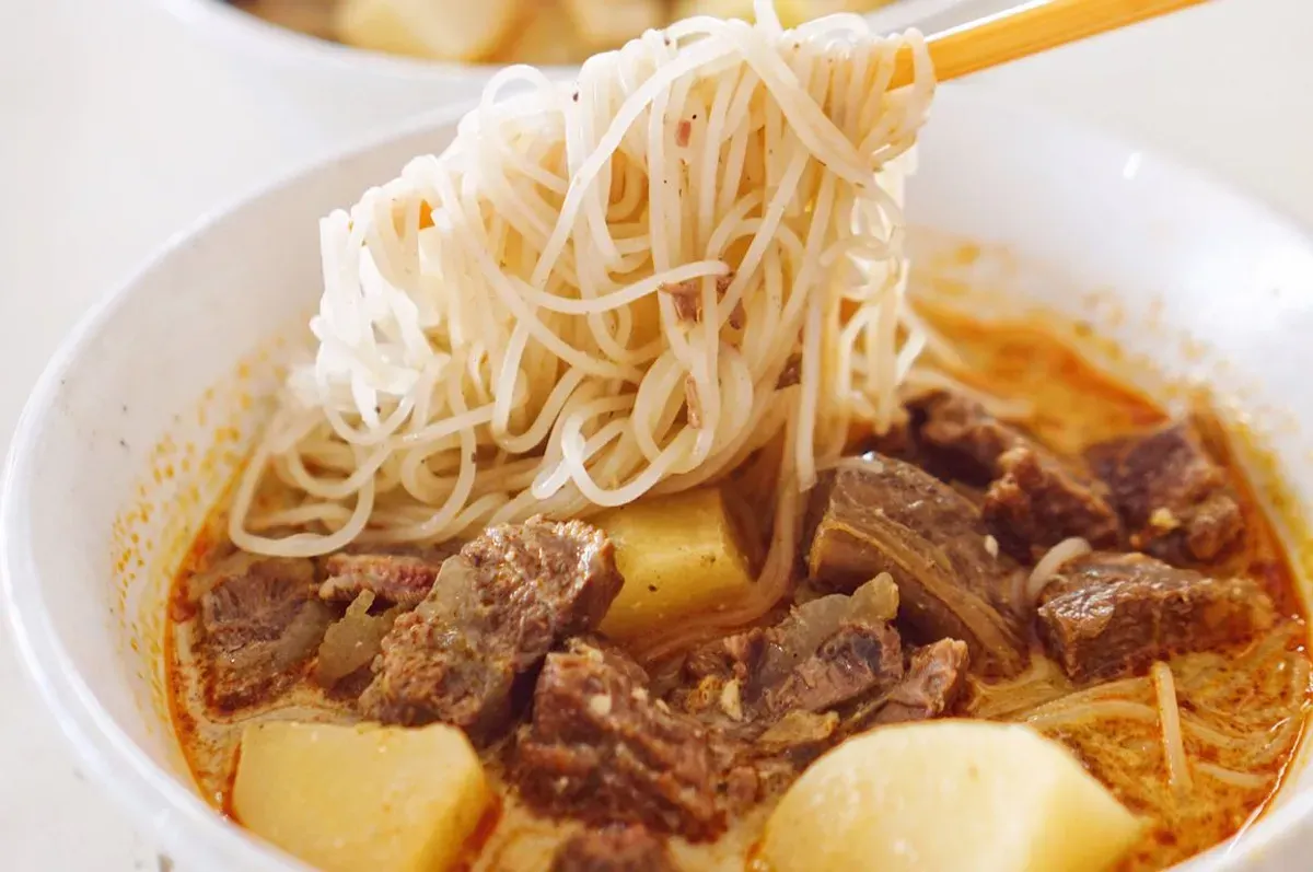 Semangkuk Kari Lam yang kaya rempah, favorit pecinta kuliner sejak 1973. (Sumber: Dok/Pergi Kuliner)