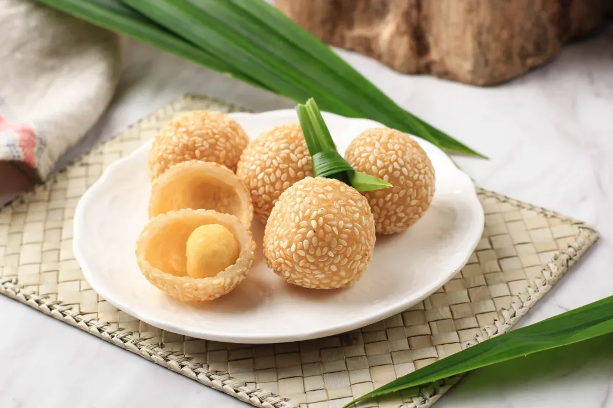 Kue tradisional indonesia. (Sumber: Freepik/@ikarahma)