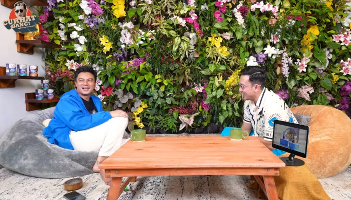 Usai cerai dari Paula Verhoeven, diisukan soal kemungkinan pacaran dengan Wulan Guritno, ini jawabannya dalam podcast Denny Sumargo.