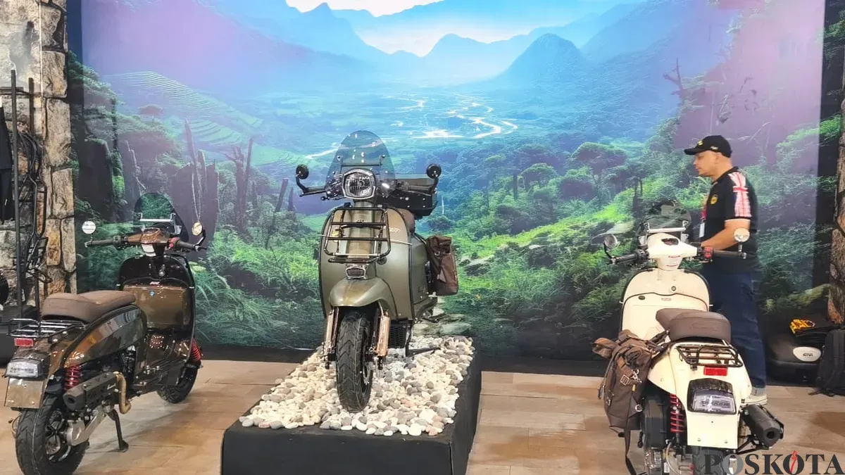 Scomadi luncurkan The New Adventure DS di IMOS 2025 dengan sokbreker ganda belakang dan desain lebih segar. (Sumber: POSKOTA | Foto: Erwan)