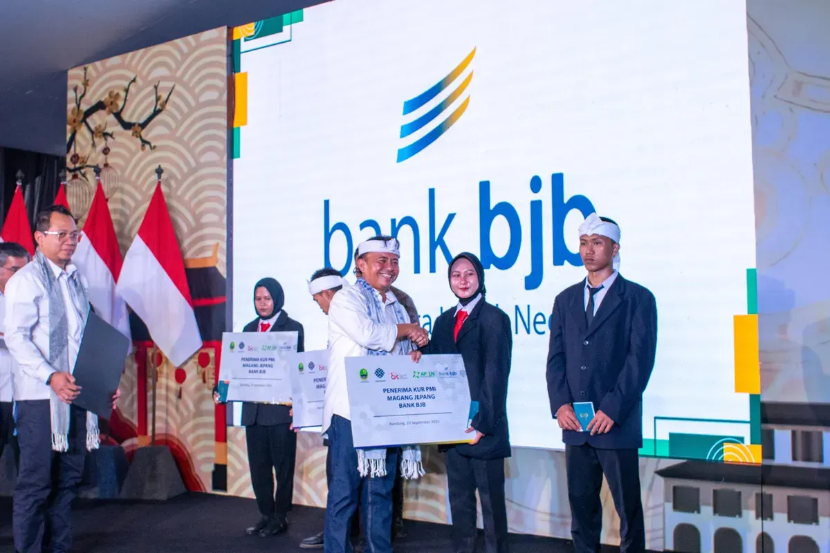 Pelepasan 1.300 peserta magang di Jepang di Balai Besar Pelatihan Vokasi dan Produktivitas (BBPVP) Bandung. (Sumber: Dok. bank bjb)