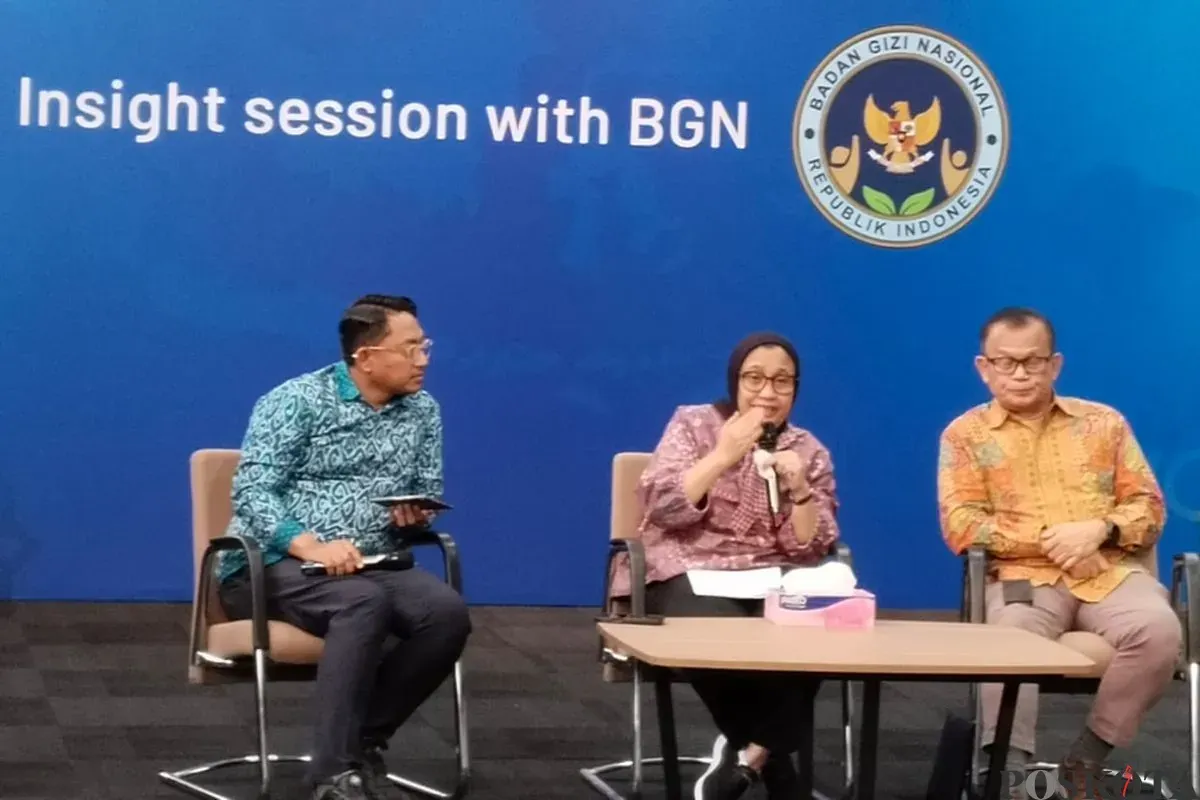 Jumpa pers penutupan SPPG atau dapur MBG di Gedung BGN, Jakarta Pusat, Jumat, 26 September 2025. (Sumber: Poskota/Heri Effendi)