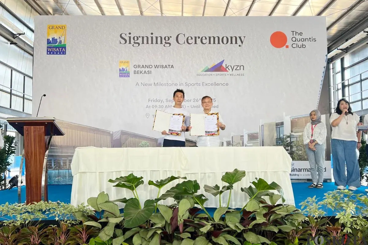 Sinar Mas Land dan KYZNmenandatangani perjanjian kerja sama pembangunan The Quantis Club di Grand Wisata Bekasi, Jumat, 26 September 2025. (Sumber: Poskota/Nurpini Aulia Rapika)