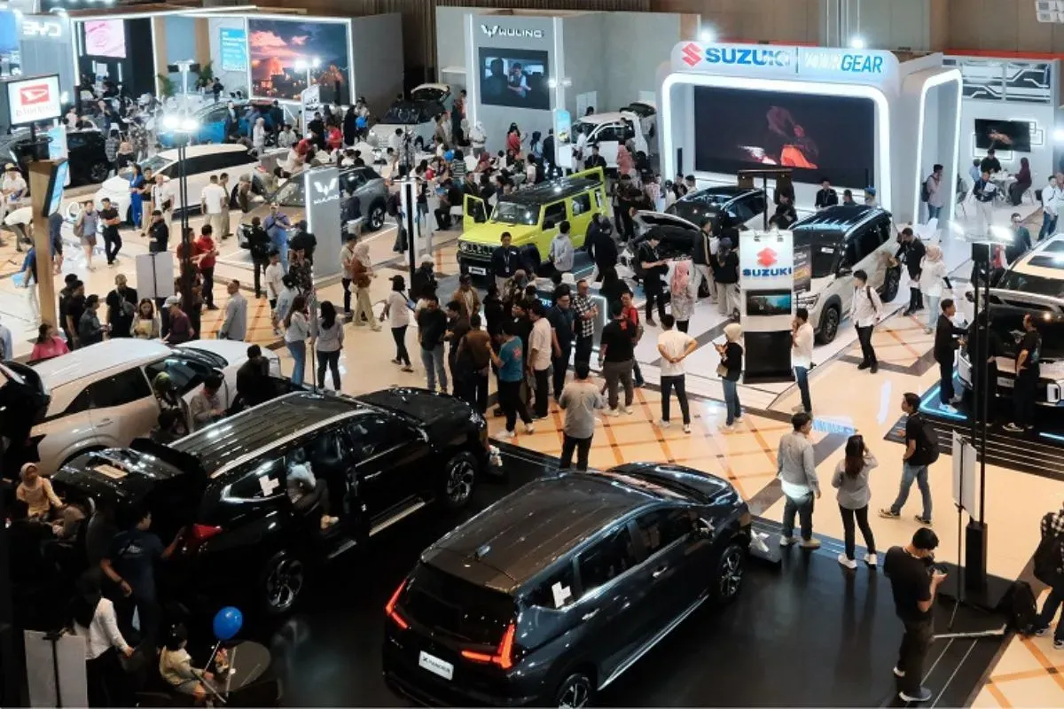 GIIAS Bandung 2025 digelar 1–5 Oktober di Sudirman Grand Ballroom, hadirkan 18 merek otomotif, shuttle gratis, dan parkir luas untuk pengunjung. (Sumber: Dok. GIIAS)