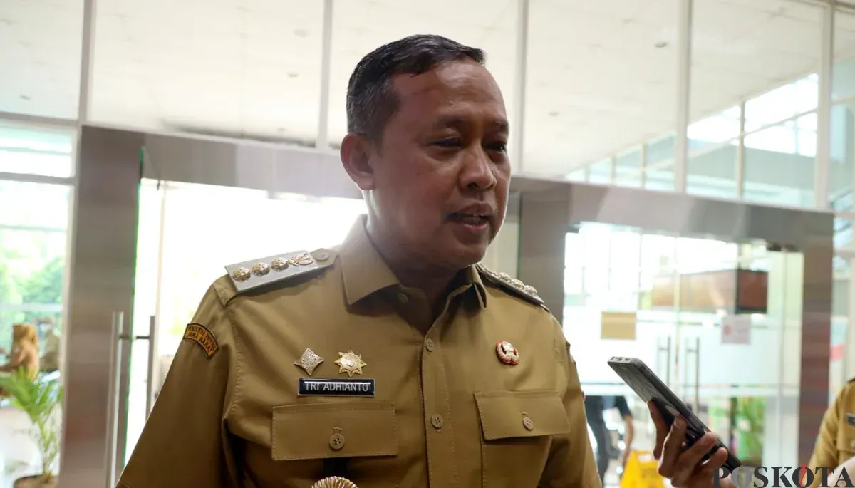 Wali Kota Bekasi, Tri Adhianto. (Sumber: POSKOTA | Foto: Nurpini Aulia Rapika)