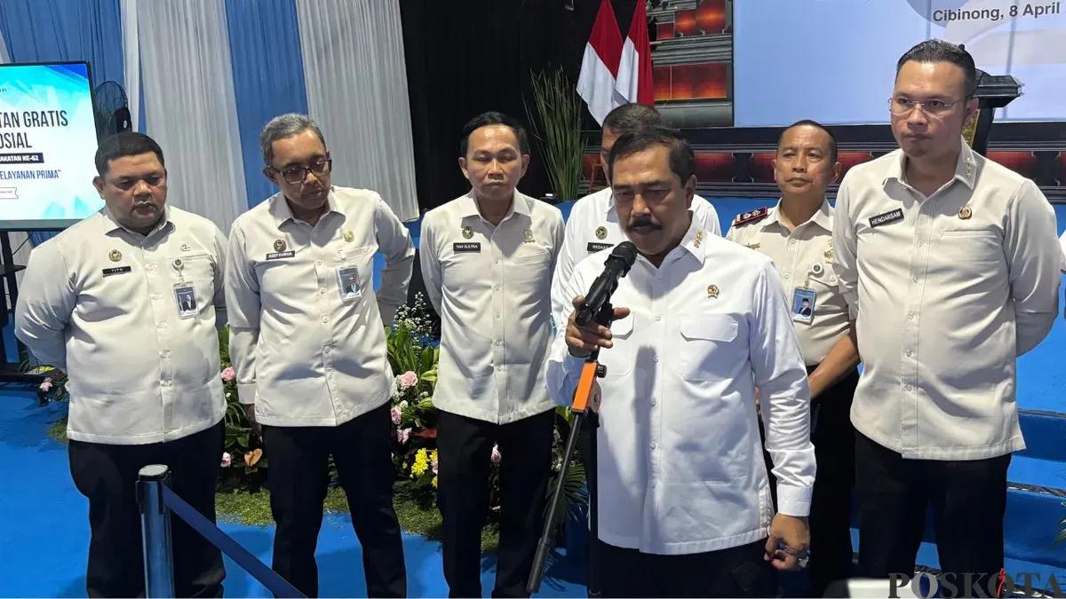 Menteri Imipas, Agus Andrianto memberikan keterangan pers di Cibinong, Kabupaten Bogor, Rabu, 8 April 2026. (Sumber: Poskota/Giffar Rivana)