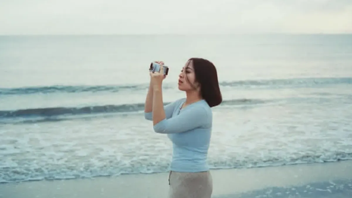 Lirik lagu Rabun Jauh Bernadya. (Sumber: Instagram/@bernadyaribka)