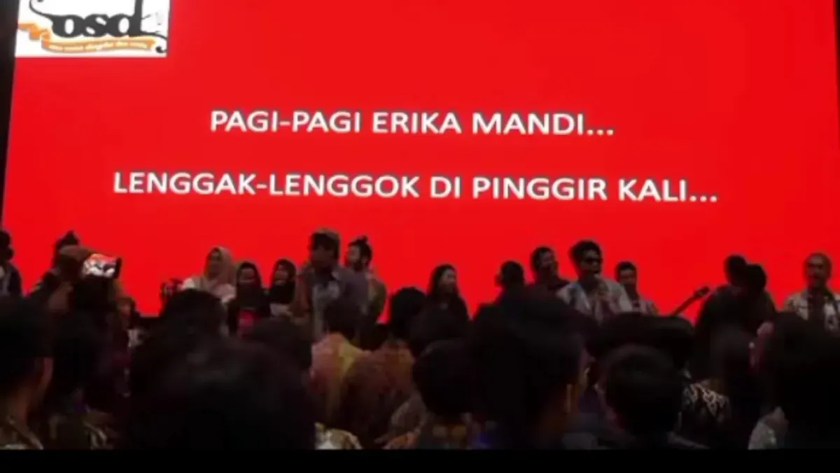 Lirik lagu Erika ITB yang viral dinyanyikan mahasiswa teknik pertambangan diduga berisi pelecehan terhadap perempuan. (Sumber: X/@iPoopBased)