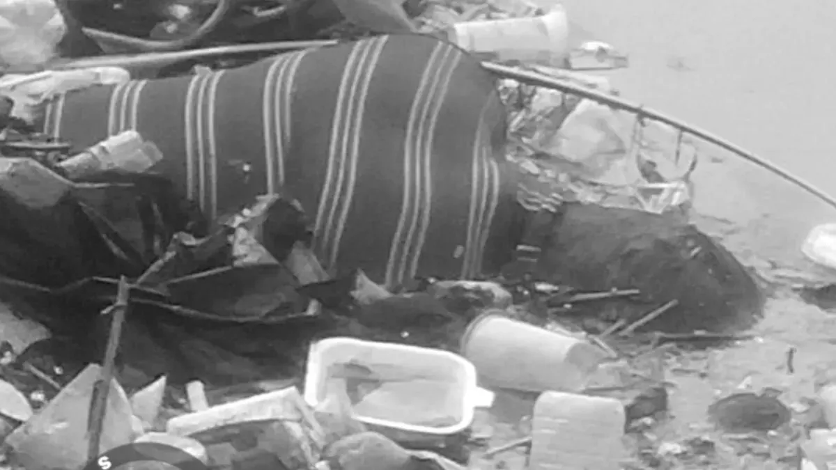 Penemuan mayat berjenis kelamin laki-laki di aliran kali Mookervart wilayah Kalideres, Jakarta Barat, Minggu, 1 Februari 2026. (Sumber: Istimewa)