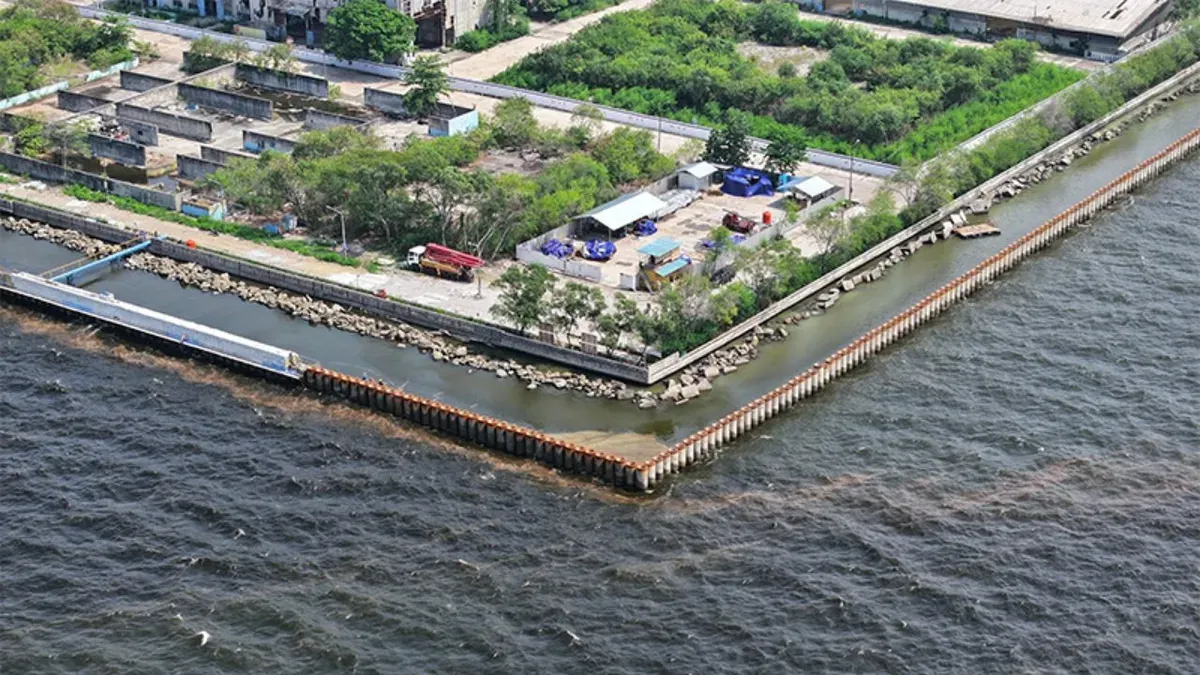 Pramono Anung dorong percepatan pembangunan Giant Sea Wall, antisipasi penurunan tanah di Jakarta. (Sumber: beritajakarta.id)