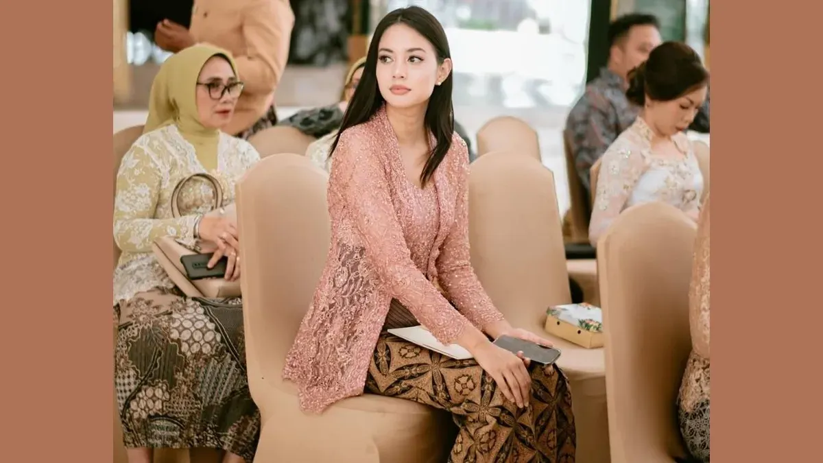 Potret Aurelie Moeremans (Sumber: Instagram/@aurelie)