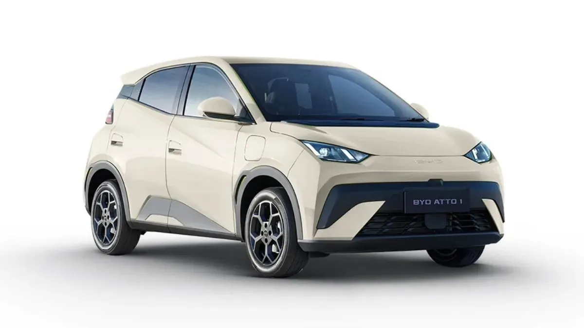 BYD Atto1 menjadi mobil listrik terlaris sepanjang 2025. Berikut daftar lengkap kendaraan dengan penjualan terbanyak. (Sumber: Dok. BYD)