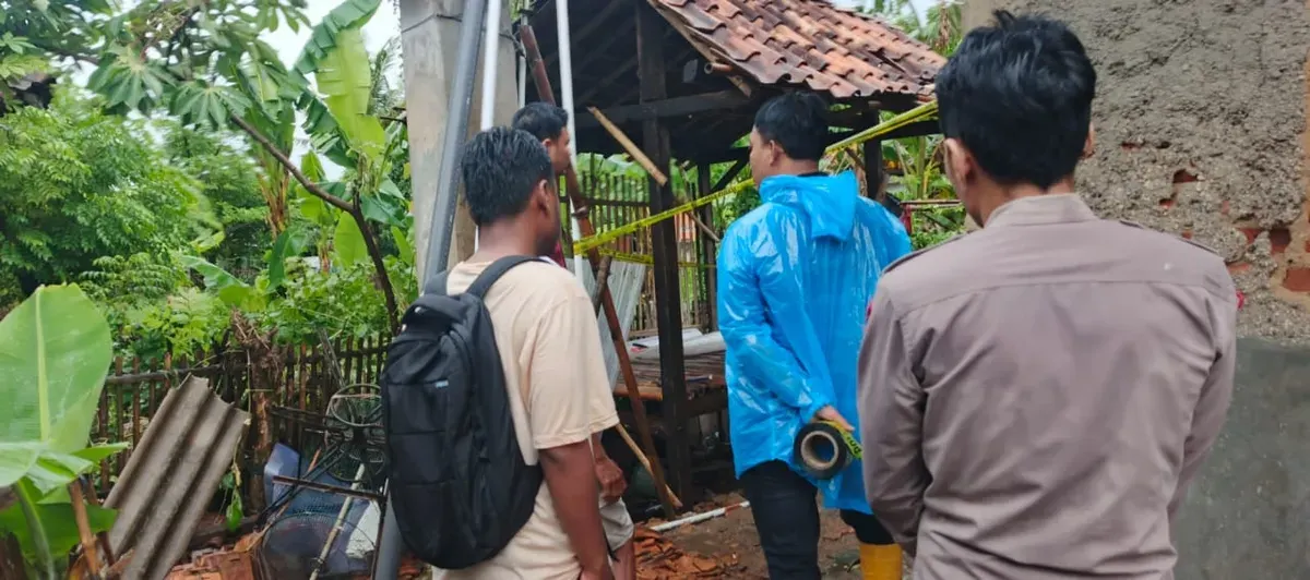 Lokasi tempat Madsura, 60 tahun, yang ditemukan meninggal dunia di dalam sumur di Kampung Bojong Gadung, Kecamatan Carenang, Kabupaten Serang, Kamis, 22 Januari 2026. (Sumber: Istimewa)