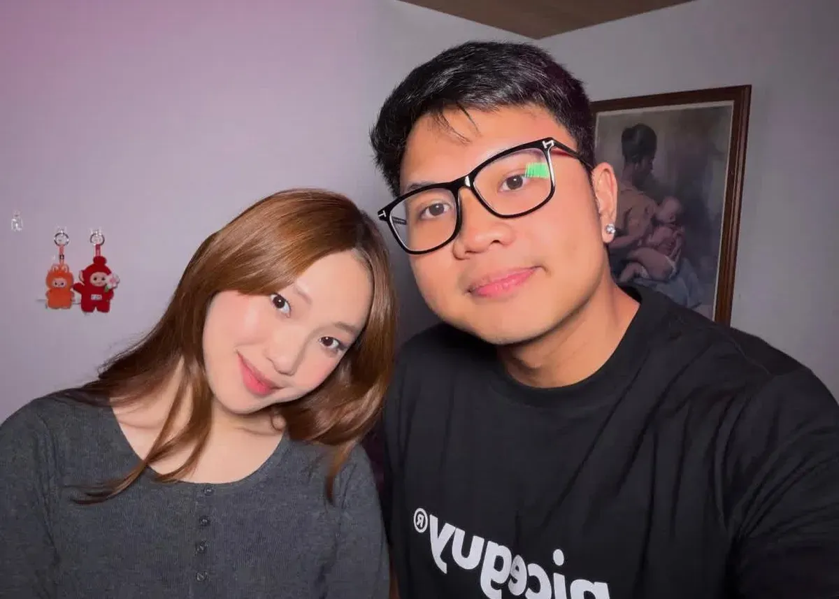 Selebgram Julia Prastini alias Jule saat menjadi bintang tamu dalam sesi live streaming di kanal YouTube milik Muhammad Jannah atau yang dikenal dengan nama Bigmo Sky. (Sumber: Instagram/@bigmoskyy)