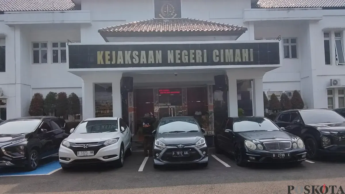 Suasana kantor Kejari Kota Cimahi, di Jalan Sangkuriang, Kota Cimahi. (Sumber: Poskota/Gatot Poedji Utomo)