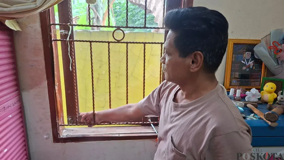 Rumah warga di Jalan H. Tholib, RT 03/RW 04, Kelurahan Bedahan, Kecamatan Sawangan, Kota Depok, dibobol maling, Minggu, 1 Maret 2026.