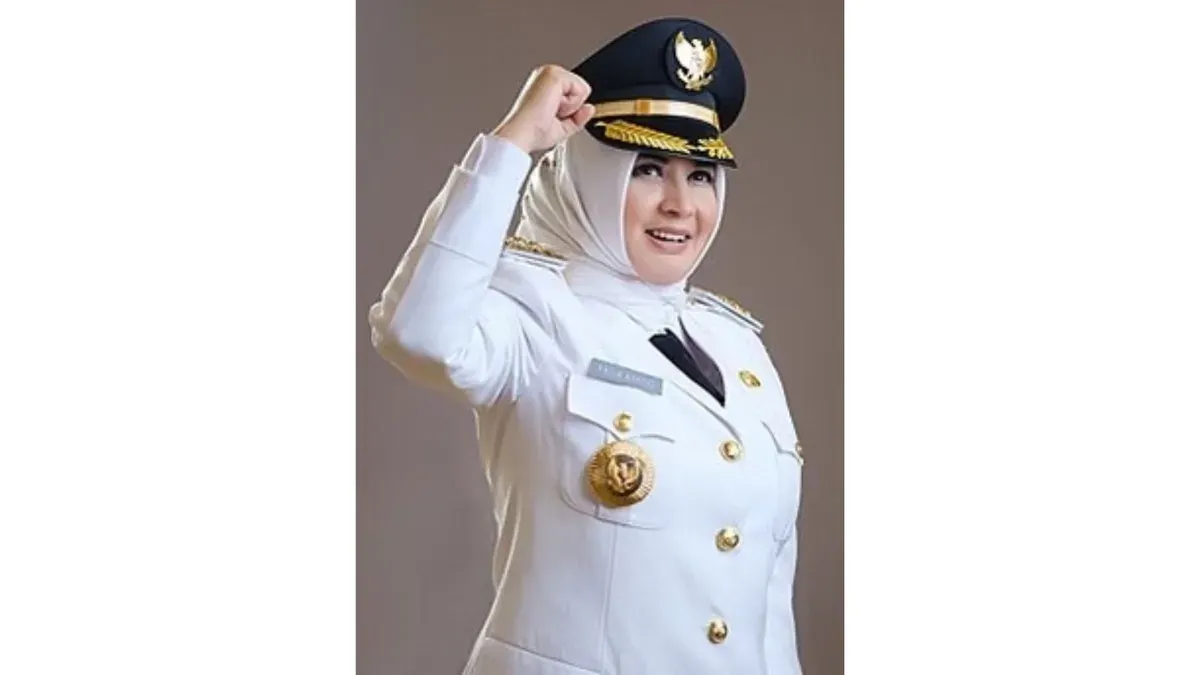 Bupati Pekalongan Fadia Arafiq terkena OTT KPK (Sumber: Wikipedia)