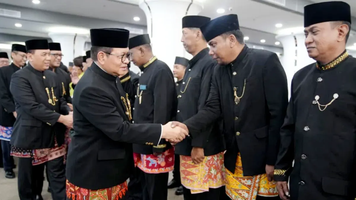 Gubernur Jakarta Pramono Anung saat melantik 521 pejabat fungsional lingkungan Pemprov DKI Jakarta di Balai Kota Jakarta, pada Rabu, 4 Maret 2026. (Sumber: Kominfotik Pemprov Jakarta)