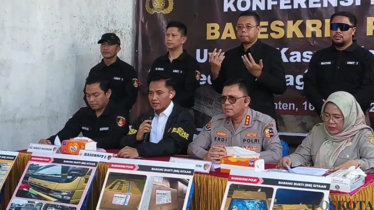 Koferensi perss ungkap kasus perdagangan daging domba berkomitmen di Kecamatan Cikupa, Kabupaten Tangerang, Senin, 16 Maret 2026. (Sumber: Poskota/Veronica Prasetio)
