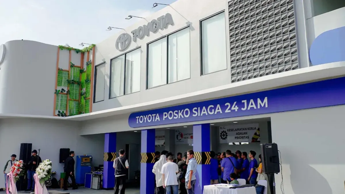 Toyota Astra Motor menghadirkan 10 Toyota Posko Siaga 24 jam dan 297 bengkel siaga.