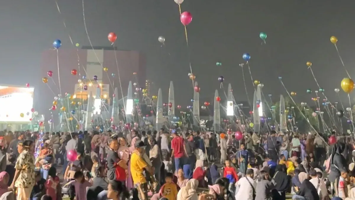 Suasana Plaza Patriot Candrabhaga pada malam akhir pekan, Sabtu, 16 Mei 2026. (Sumber: Dok. Pemkot Bekasi)