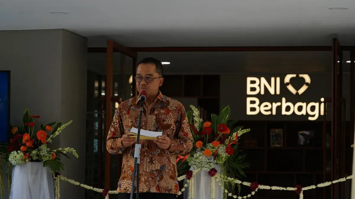 Direktur Kelembagaan BNI, Eko Setyo Nugroho saat peresmian fasilitas co-working space di Perpustakaan dan Arsip UGM, Selasa, 13 Mei 2026. (Sumber: Dok. BNI)