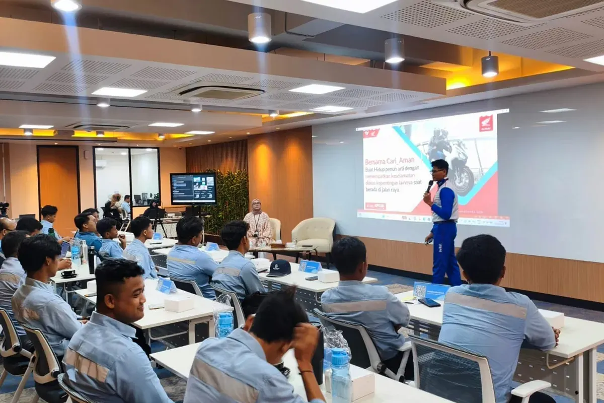 PT Wahana Makmur Sejati (WMS) terus memperluas edukasi keselamatan berkendara kepada pekerja perusahaan. (Sumber: WMS)