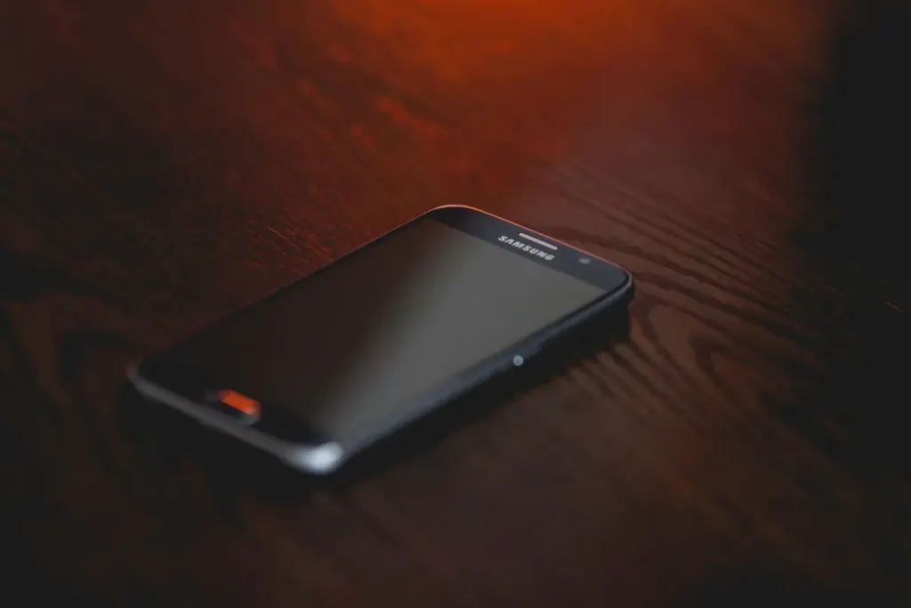 Handphonp 4 Penyebab Handphone Mati Sendiri Secara Tiba-Tiba - Poskota
