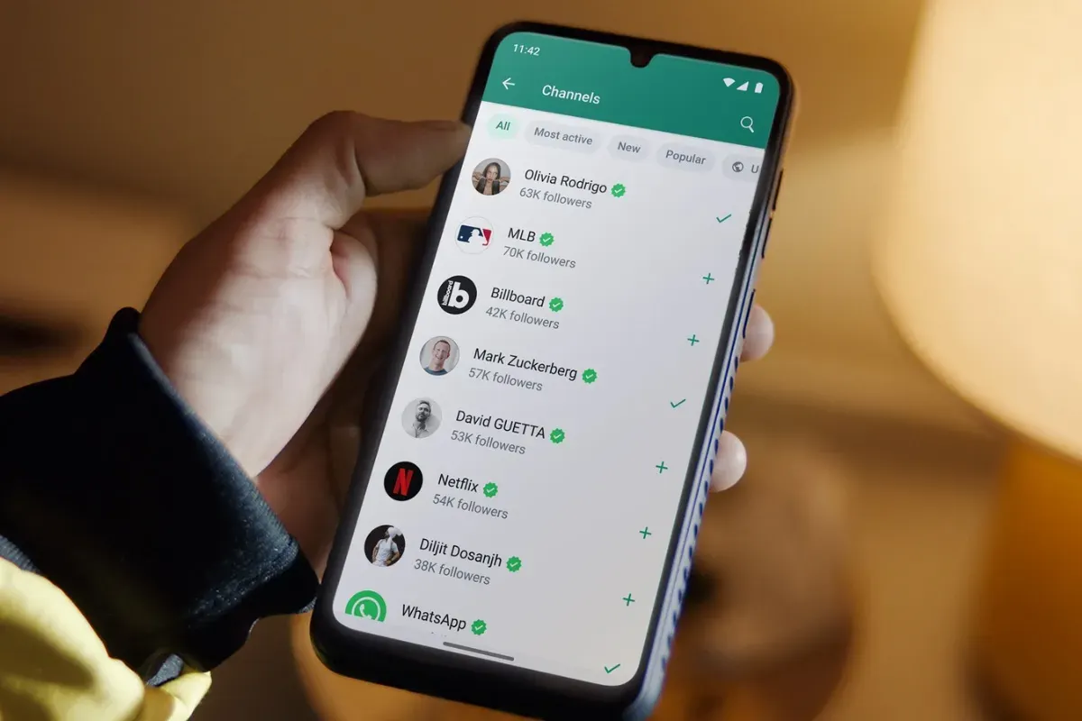 Gak mau isi chat WhatsApp kamu dibaca orang lain? Gini cara sembunyikan dan kunci chat WhatsApp biar aman! (Sumber: WhatsApp)