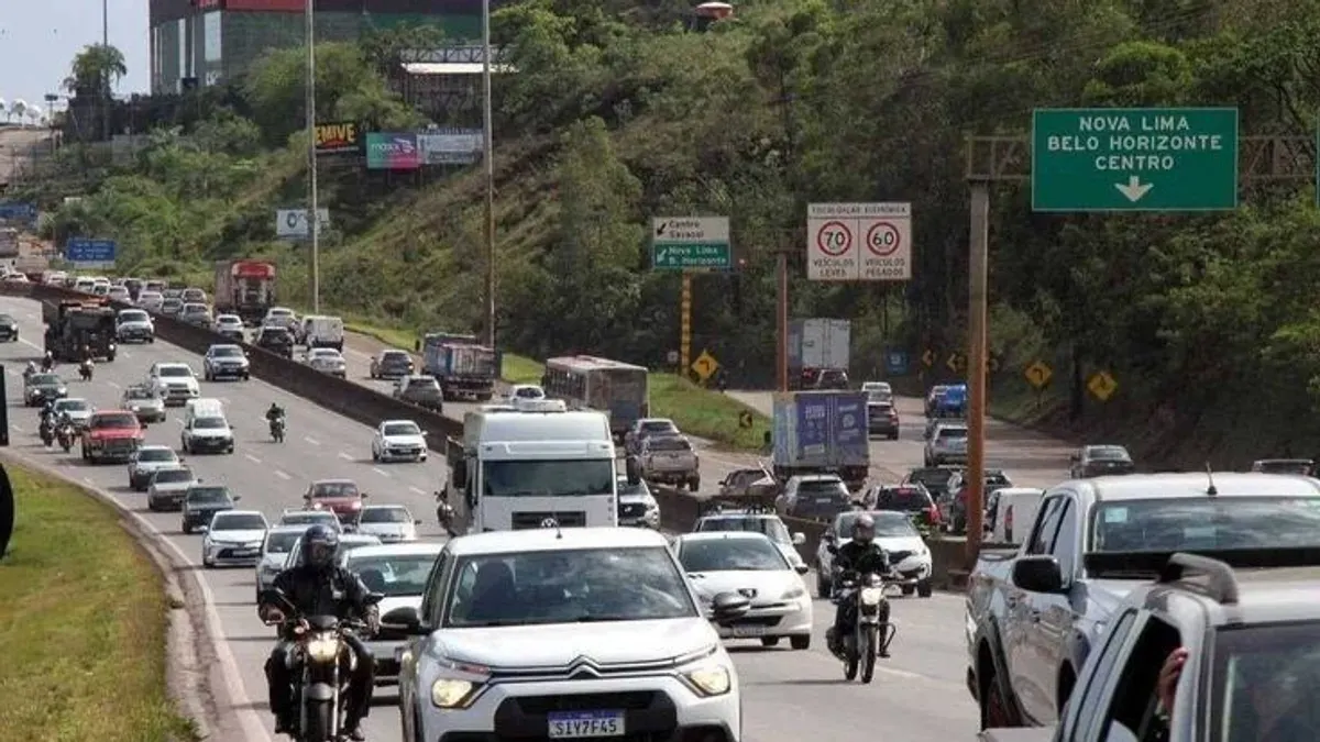 Selain penerapan one way, Korlantas Polri juga menyiapkan skema contraflow di Tol Jakarta-Cikampek, khususnya dari KM 70 hingga KM 36. (Sumber: Pinterest)