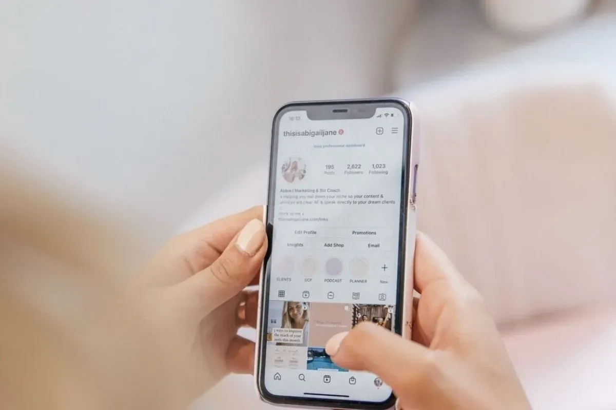 Cara hide story Instagram. (Sumber: Pinterest)