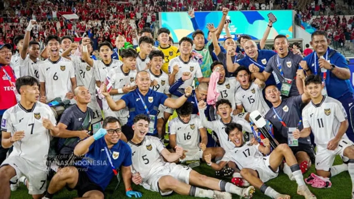 Timnas Indonesia U-17 mencatat sejarah penting dengan mengalahkan Korea Selatan di laga pembuka Piala Asia U-17 2025. (Sumber: X/@timnasindonesia)