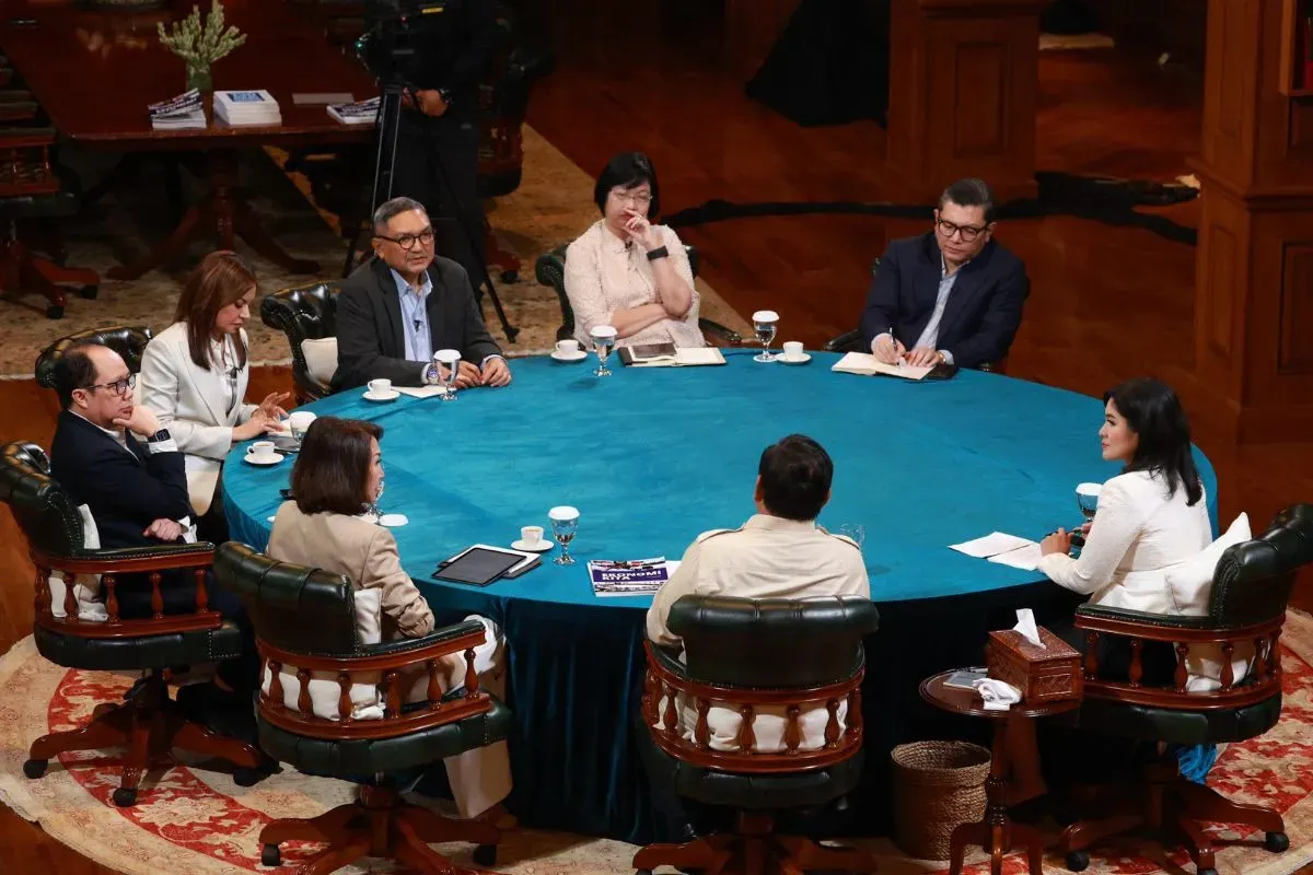 Pertemuan Presiden Prabowo Subianto bersama tujuh jurnalis senior dari grup media ternama, Minggu, 6 April 2025. (Sumber: X/@prabowo)
