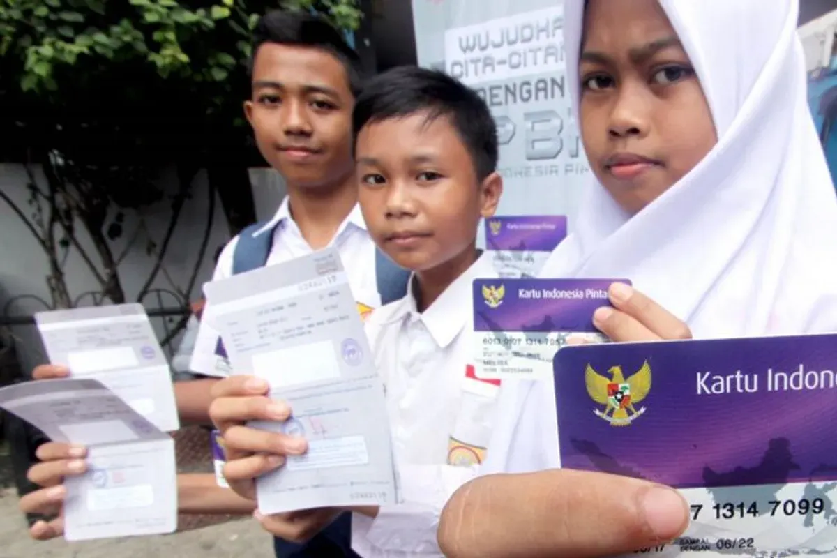 Program Indonesia Pintar tahun 2025 memberikan bantuan dengan nominal yang disesuaikan dengan jenjang pendidikan siswa. (Sumber: Dok/Kemendikbud)