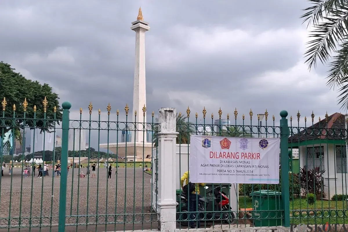 Area sekitar Monas, Jakarta Pusat, Minggu, 6 April 2025. (Sumber: Poskota/Angga Pahlevi)