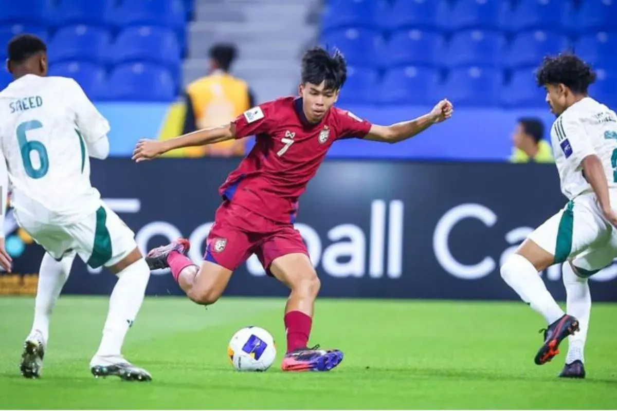 Suasana pertandingan antara timnas U-17 Thailand melawan timnas U-17 Arab Saudi, Senin, 7 April 2025. (Sumber: AFC)