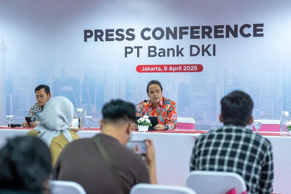 Konferensi pers Bank DKI terkait pemulihan sistem. (Sumber: Dok. Bank DKI)