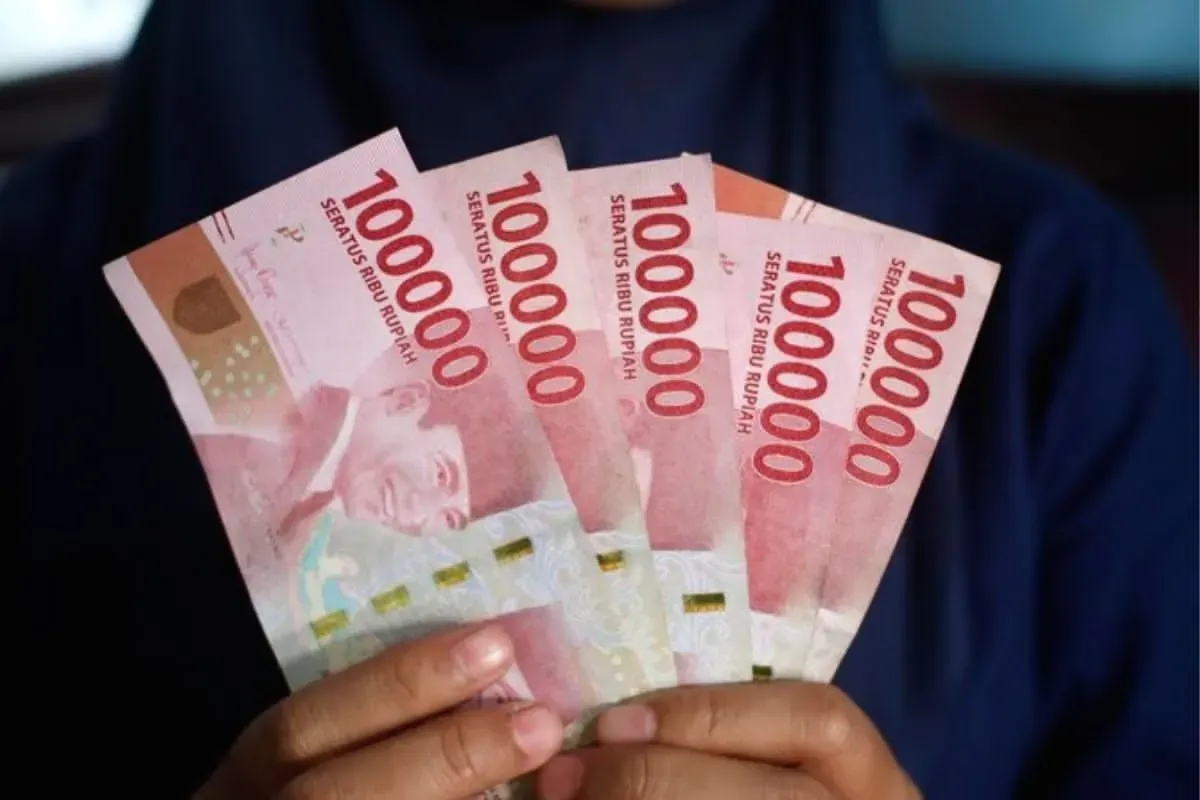 Daftar bansos pemerintah siap dicairkan di bulan Mei 2025. (Sumber: Pinterest)