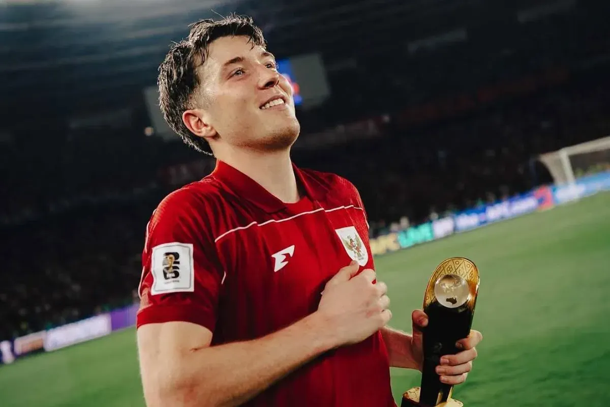 Ole Romeny beri pesan penting untuk para suporter Timnas Indonesia jelang menjamu China di Stadion Utama Gelora Bung Karno (SUGBK), Jakarta, tanggal 5 Juni 2025, nanti. (Sumber: Instagram/oleromeny)